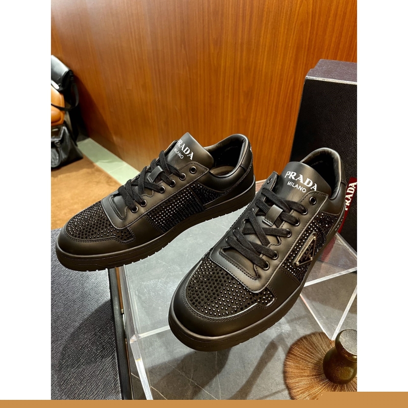 Pra*a casual shoes